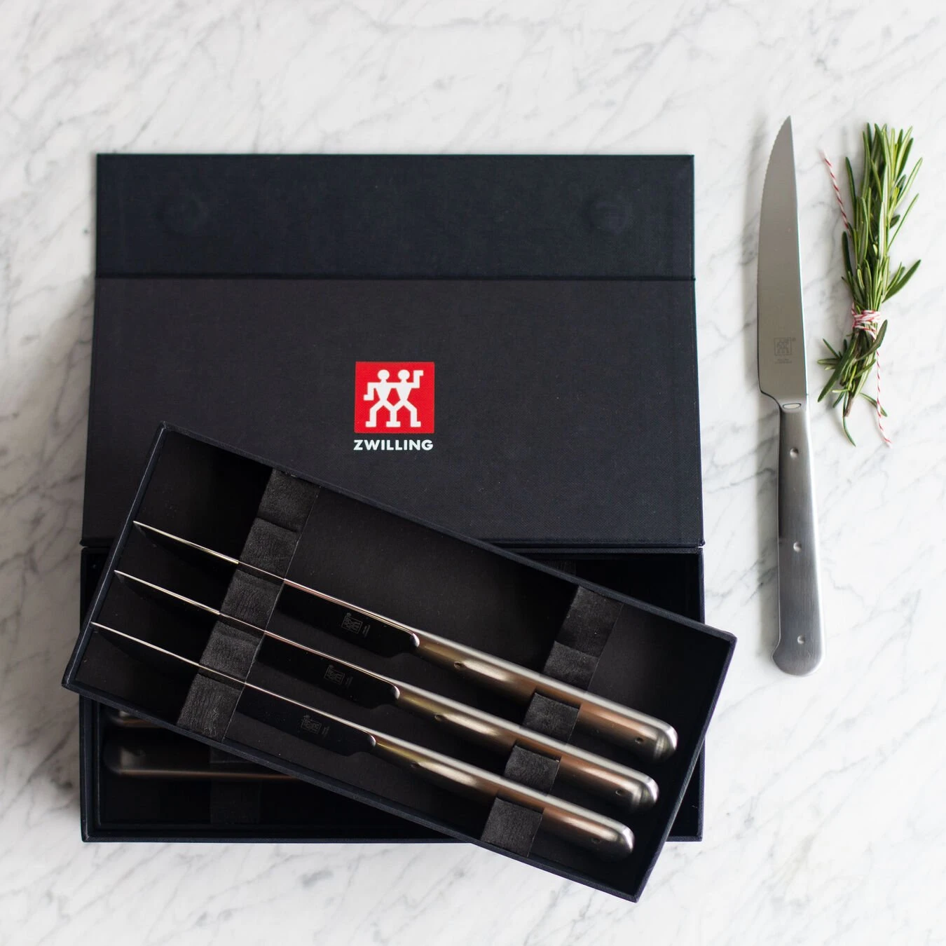 Brand new ???? ZWILLING Steak Sets 8-pc, stainless steel Porterhouse Steak Knife Set in Black Presentation Box ???? 4 Brand new ???? ZWILLING Steak Sets 8-pc, stainless steel Porterhouse Steak Knife Set in Black Presentation Box ???? - Image 4
